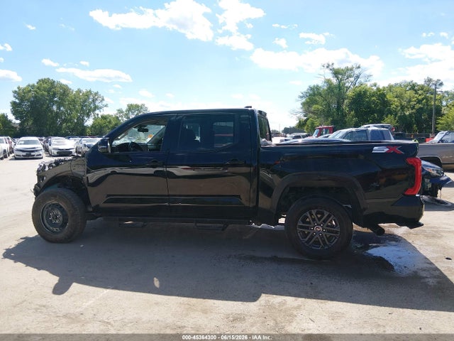 Продаж на аукціоні авто 2024 Toyota Tundra Sr5, vin: 5TFLA5DB6RX232559, номер лоту: 45364300