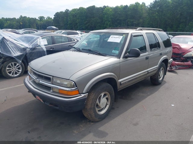 45364352 :رقم المزاد ، 1GNDT13W1W2178230 vin ، 1998 Chevrolet Blazer Lt مزاد بيع
