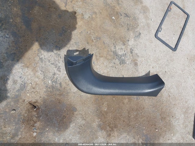 Toyota RAV4 LE 2019 2T3H1RFV1KW019324 Image 12