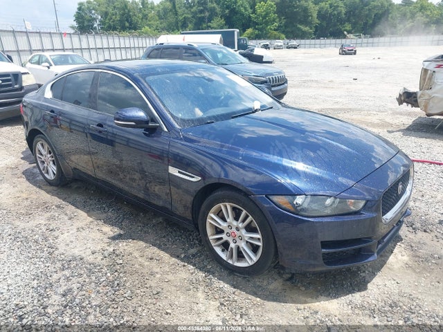45364380 :رقم المزاد ، SAJAD4BG4HA950461 vin ، 2017 Jaguar Xe 25t Premium مزاد بيع