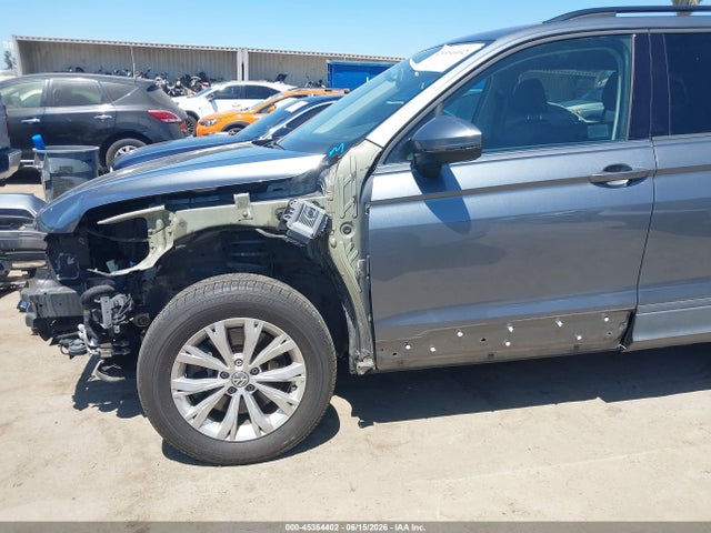 3VV1B7AX4LM074642 Volkswagen Tiguan 2.0t S