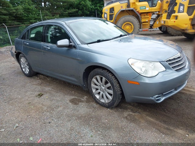 45364409 :رقم المزاد ، 1C3CC5FB7AN205429 vin ، 2010 Chrysler Sebring Limited مزاد بيع