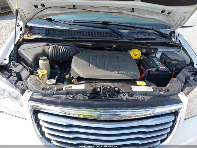 45364440 :رقم المزاد ، 2C4RC1BG7GR298142 vin ، 2016 Chrysler Town & Country Touring مزاد بيع