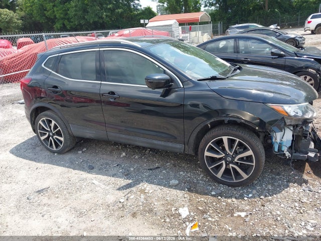 JN1BJ1CP0KW212081 Nissan Rogue Sport Sl