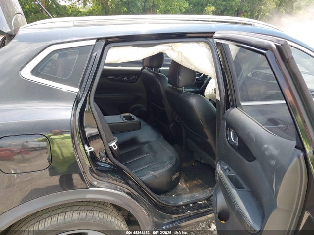 JN1BJ1CP0KW212081 Nissan Rogue Sport Sl