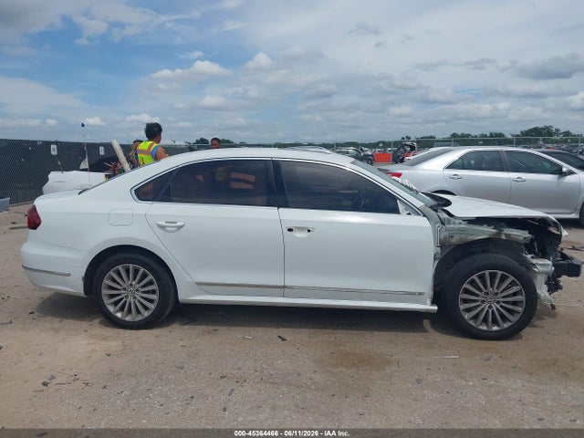 Продаж на аукціоні авто 2017 Volkswagen Passat 1.8t Se, vin: 1VWBT7A34HC024424, номер лоту: 45364466