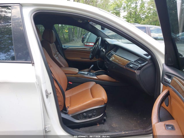 2011 Bmw X6 Xdrive35i მანქანა იყიდება აუქციონზე, vin: 5UXFG2C54BLX08681, აუქციონის ნომერი: 45364471
