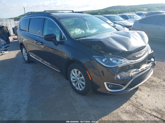 Aukcja sprzedaży 2017 Chrysler Pacifica Touring-l, vin: 2C4RC1BG2HR644910, numer aukcji: 45364508