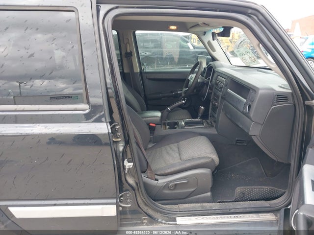 2010 Jeep Commander Sport მანქანა იყიდება აუქციონზე, vin: 1J4RH4GK2AC115742, აუქციონის ნომერი: 45364520