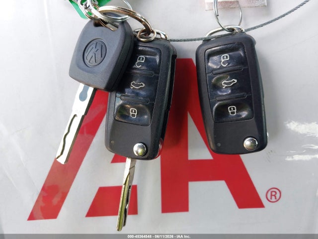 Продаж на аукціоні авто 2013 Volkswagen Eos Komfort, vin: WVWBW8AH6DV008963, номер лоту: 45364548
