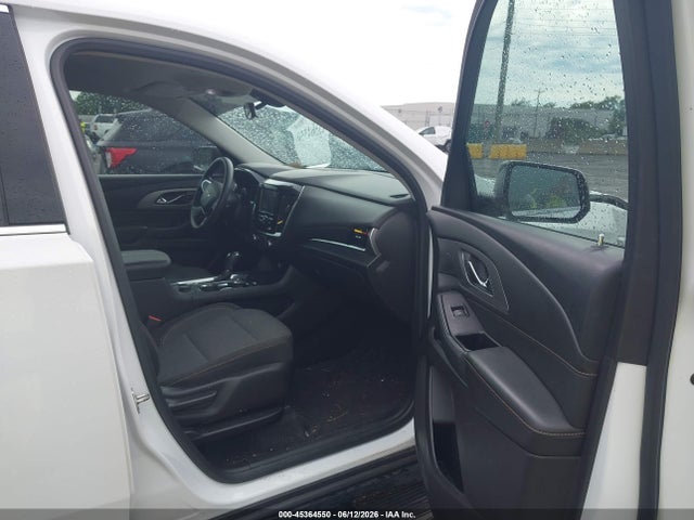 Chevrolet Traverse Ls 2018 1GNERFKW6JJ204398 Image 5