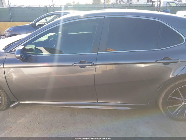 Продажа на аукционе авто 2021 Toyota Camry Se Hybrid, vin: 4T1S31AK2MU567195, номер лота: 45364565