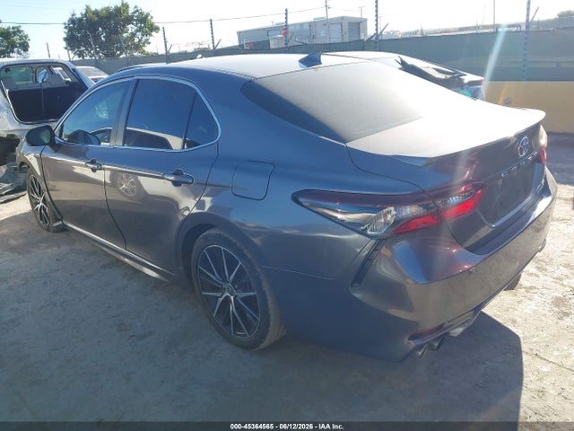 Продажа на аукционе авто 2021 Toyota Camry Se Hybrid, vin: 4T1S31AK2MU567195, номер лота: 45364565