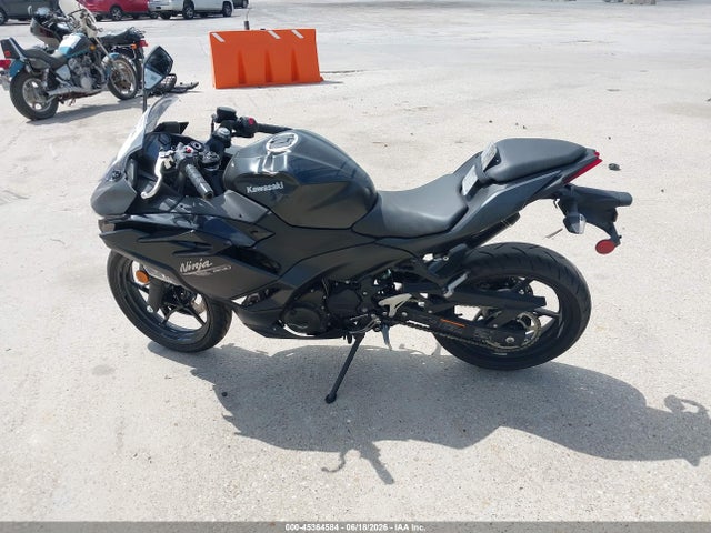 45364584 :رقم المزاد ، ML5EXGH10TDA76478 vin ، 2026 Kawasaki Ex500 H مزاد بيع