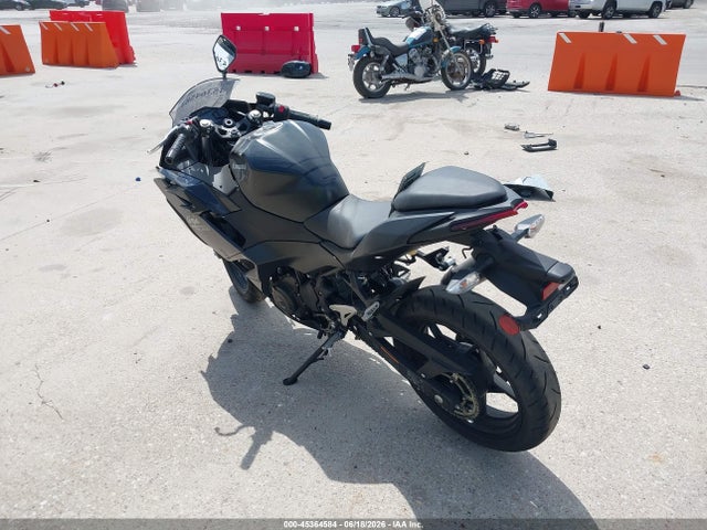 45364584 :رقم المزاد ، ML5EXGH10TDA76478 vin ، 2026 Kawasaki Ex500 H مزاد بيع