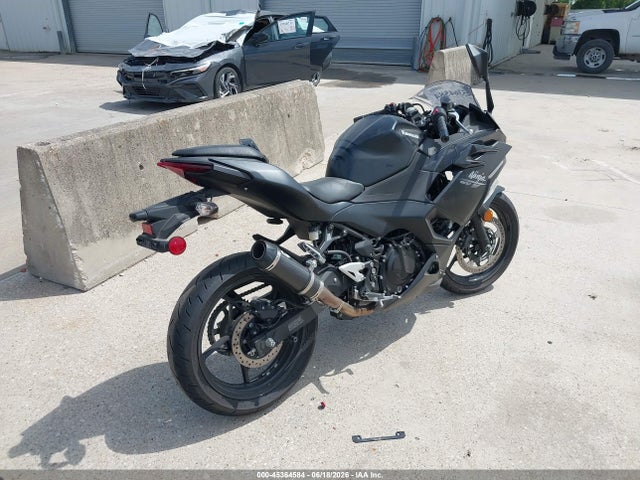 45364584 :رقم المزاد ، ML5EXGH10TDA76478 vin ، 2026 Kawasaki Ex500 H مزاد بيع