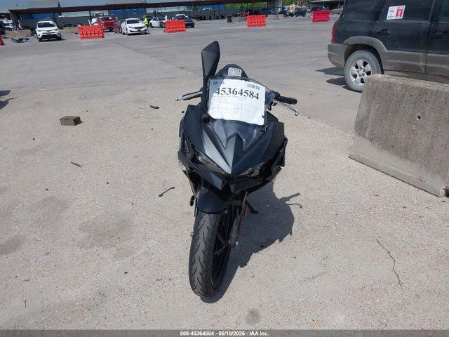 45364584 :رقم المزاد ، ML5EXGH10TDA76478 vin ، 2026 Kawasaki Ex500 H مزاد بيع