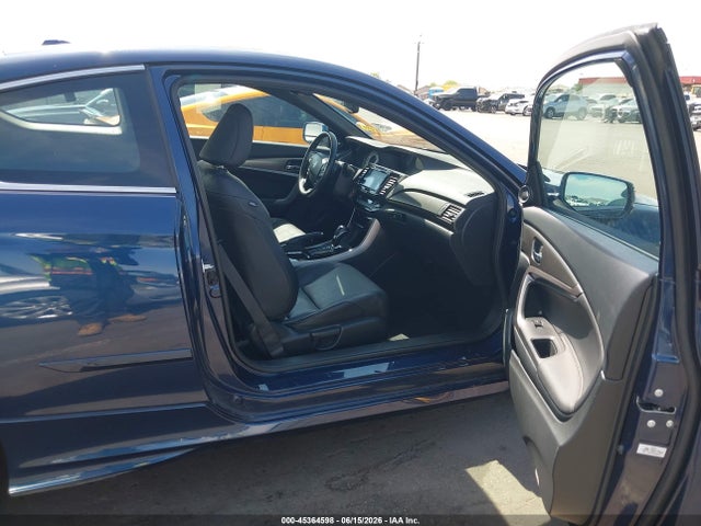 1HGCT2B0XHA001144 Honda Accord Touring V6