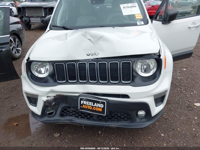 45364606 :رقم المزاد ، ZACNJDB14NPN78505 vin ، 2022 Jeep Renegade Latitude 4x4 مزاد بيع
