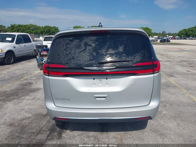 Продаж на аукціоні авто 2024 Chrysler Pacifica Touring L, vin: 2C4RC1BG3RR125625, номер лоту: 45364627
