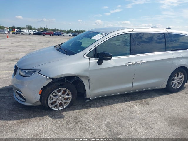 Продаж на аукціоні авто 2024 Chrysler Pacifica Touring L, vin: 2C4RC1BG3RR125625, номер лоту: 45364627