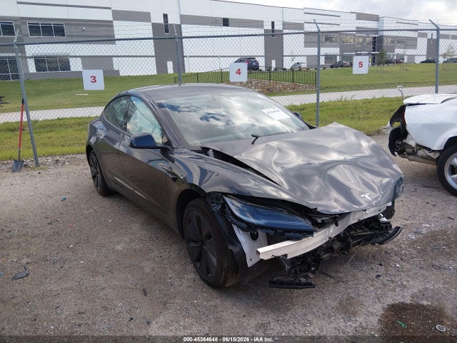 Tesla Model 3 Long Range Rear-wheel Drive/standard Rear-wheel Drive 2025 5YJ3E1EA8SF056066 главное изображение