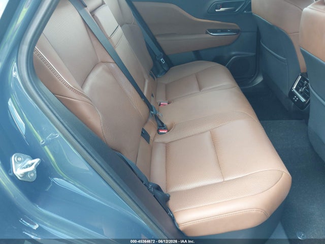 JTDACAAJ4S3021184 Toyota Crown Signia Limited