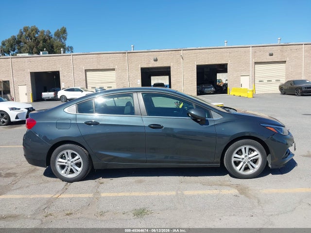 1G1BE5SM7H7225552 Chevrolet Cruze Lt Auto