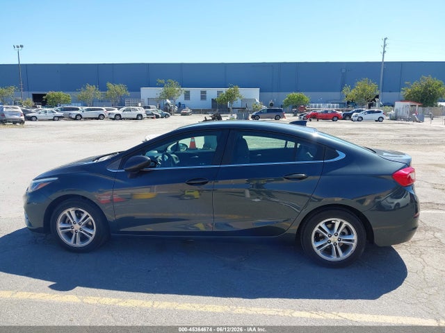 1G1BE5SM7H7225552 Chevrolet Cruze Lt Auto