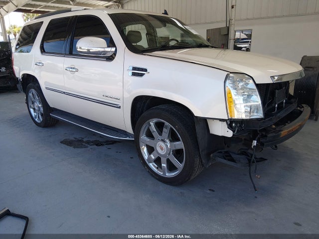 Продажа на аукционе авто 2013 Cadillac Escalade Luxury, vin: 1GYS4BEF4DR160545, номер лота: 45364685