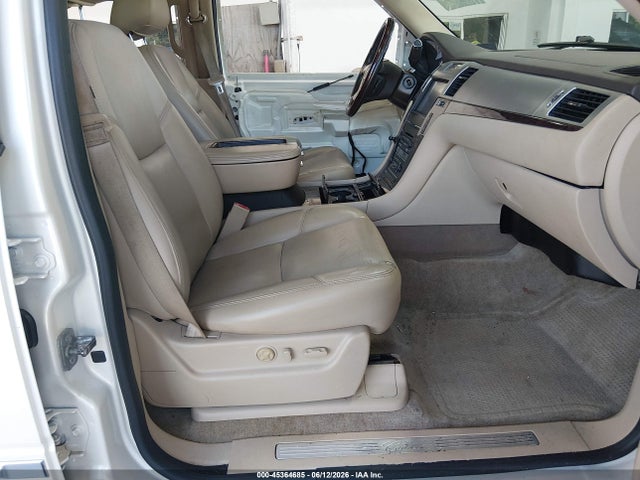 2013 Cadillac Escalade Luxury მანქანა იყიდება აუქციონზე, vin: 1GYS4BEF4DR160545, აუქციონის ნომერი: 45364685