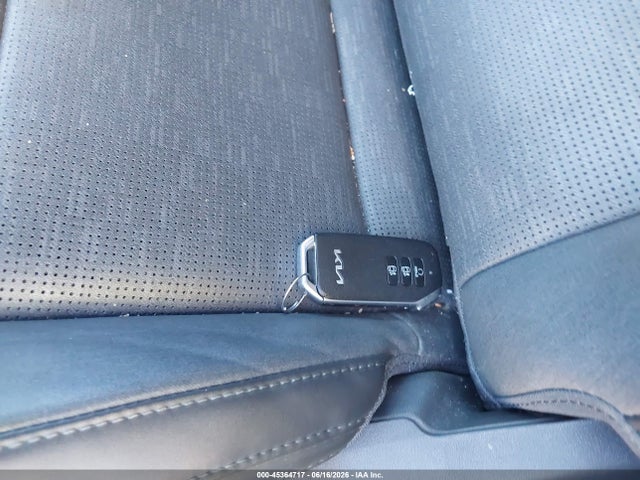 KIA Niro Ev Wave 2023 KNDCT3L13P5048454 Image 11