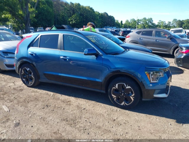 KIA Niro Ev Wave 2023 KNDCT3L13P5048454 Image 13