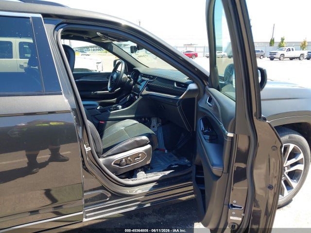 1C4RJKDT7N8509449 Jeep Grand Cherokee L Overland