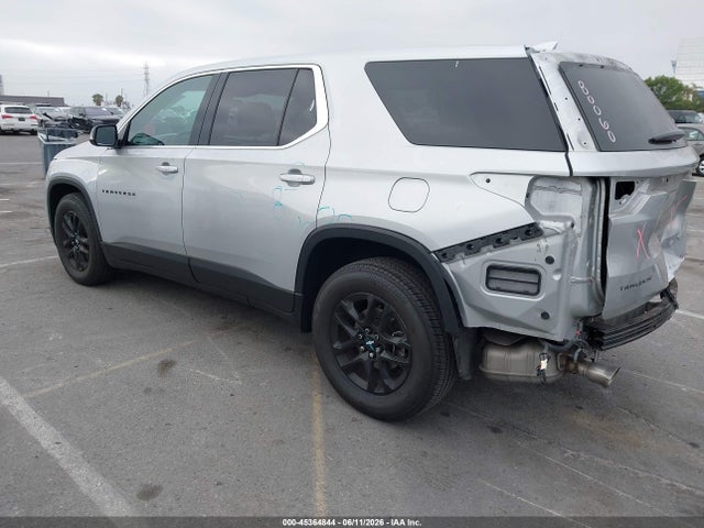 Chevrolet Traverse Ls 2018 1GNERFKW3JJ245572 Image 3