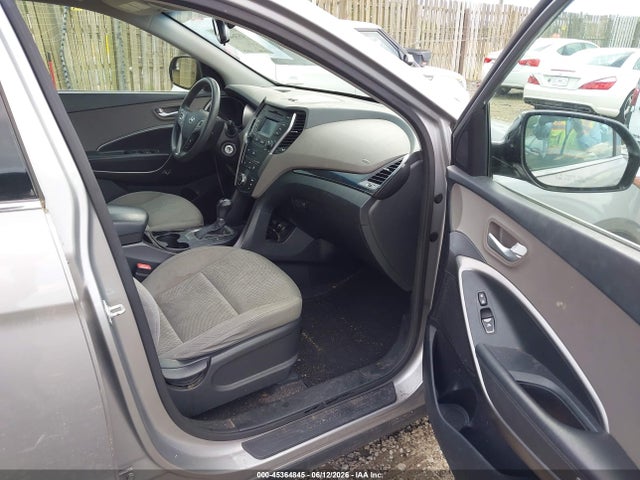 Продаж на аукціоні авто 2016 Hyundai Santa Fe Se, vin: KM8SM4HF1GU162585, номер лоту: 45364845