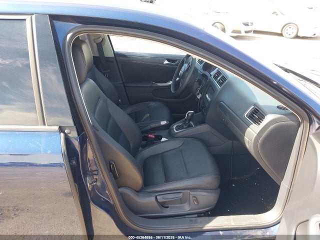 3VWD17AJ8EM263997 Volkswagen Jetta 1.8t Se