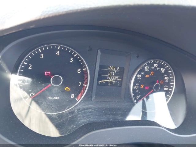 3VWD17AJ8EM263997 Volkswagen Jetta 1.8t Se