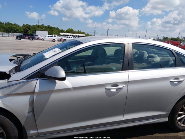 Hyundai SONATA SE 2019 5NPE24AF5KH809476 Image 14