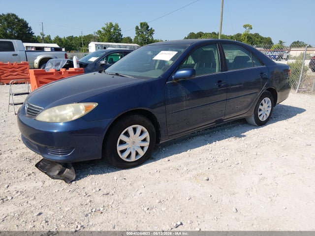 Aukcja sprzedaży 2005 Toyota Camry Le, vin: 4T1BE32K05U079031, numer aukcji: 45364923