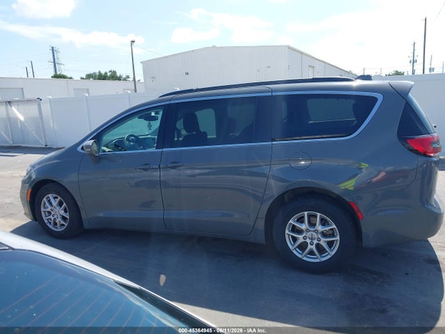 Продажа на аукционе авто 2022 Chrysler Pacifica Touring L, vin: 2C4RC1BG5NR140623, номер лота: 45364945