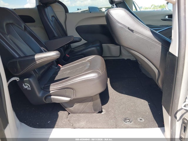 Продажа на аукционе авто 2022 Chrysler Pacifica Touring L, vin: 2C4RC1BG5NR140623, номер лота: 45364945
