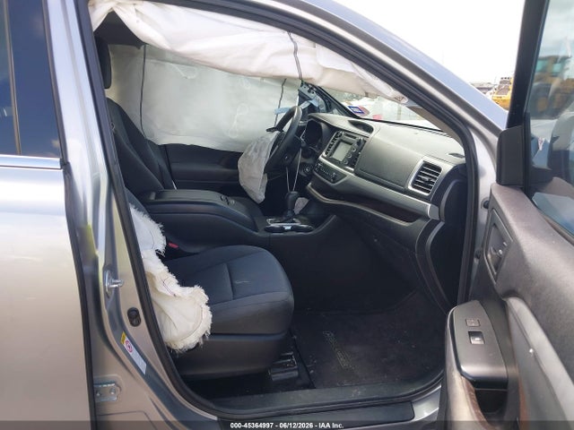 2016 Toyota Highlander Le V6 მანქანა იყიდება აუქციონზე, vin: 5TDZKRFHXGS153155, აუქციონის ნომერი: 45364997