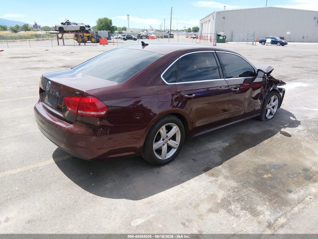 2013 Volkswagen Passat 2.5l Se მანქანა იყიდება აუქციონზე, vin: 1VWBP7A38DC104646, აუქციონის ნომერი: 45365025