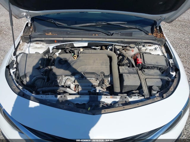 1G1ZC5ST4KF198559 Chevrolet Malibu 1fl