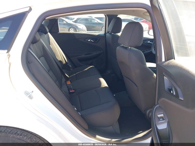 1G1ZC5ST4KF198559 Chevrolet Malibu 1fl