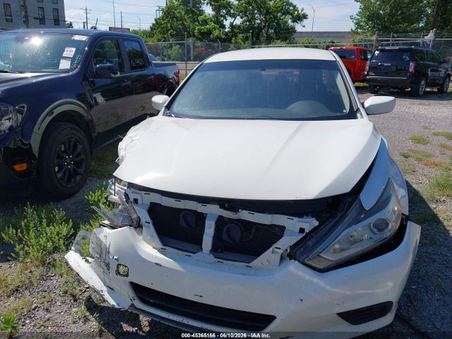 Nissan Altima 2018 1N4AL3AP5JC181031 Image 22
