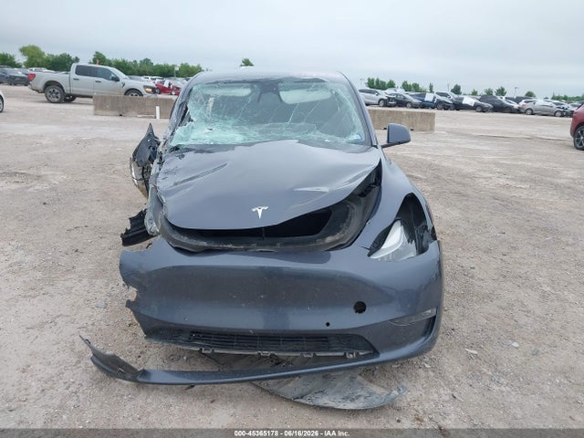 45365178 :رقم المزاد ، 7SAYGDEF4NF540644 vin ، 2022 Tesla Model Y Performance Dual Motor All-wheel Drive مزاد بيع