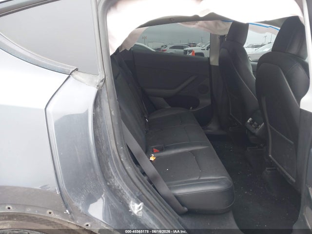45365178 :رقم المزاد ، 7SAYGDEF4NF540644 vin ، 2022 Tesla Model Y Performance Dual Motor All-wheel Drive مزاد بيع