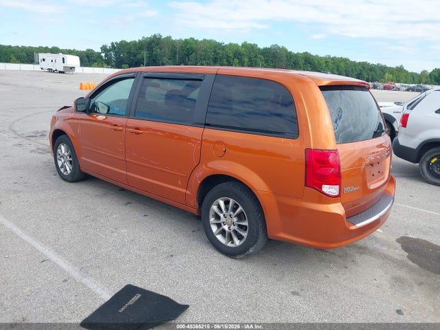 2011 Dodge Grand Caravan R/t მანქანა იყიდება აუქციონზე, vin: 2D4RN7DG3BR710305, აუქციონის ნომერი: 45365215